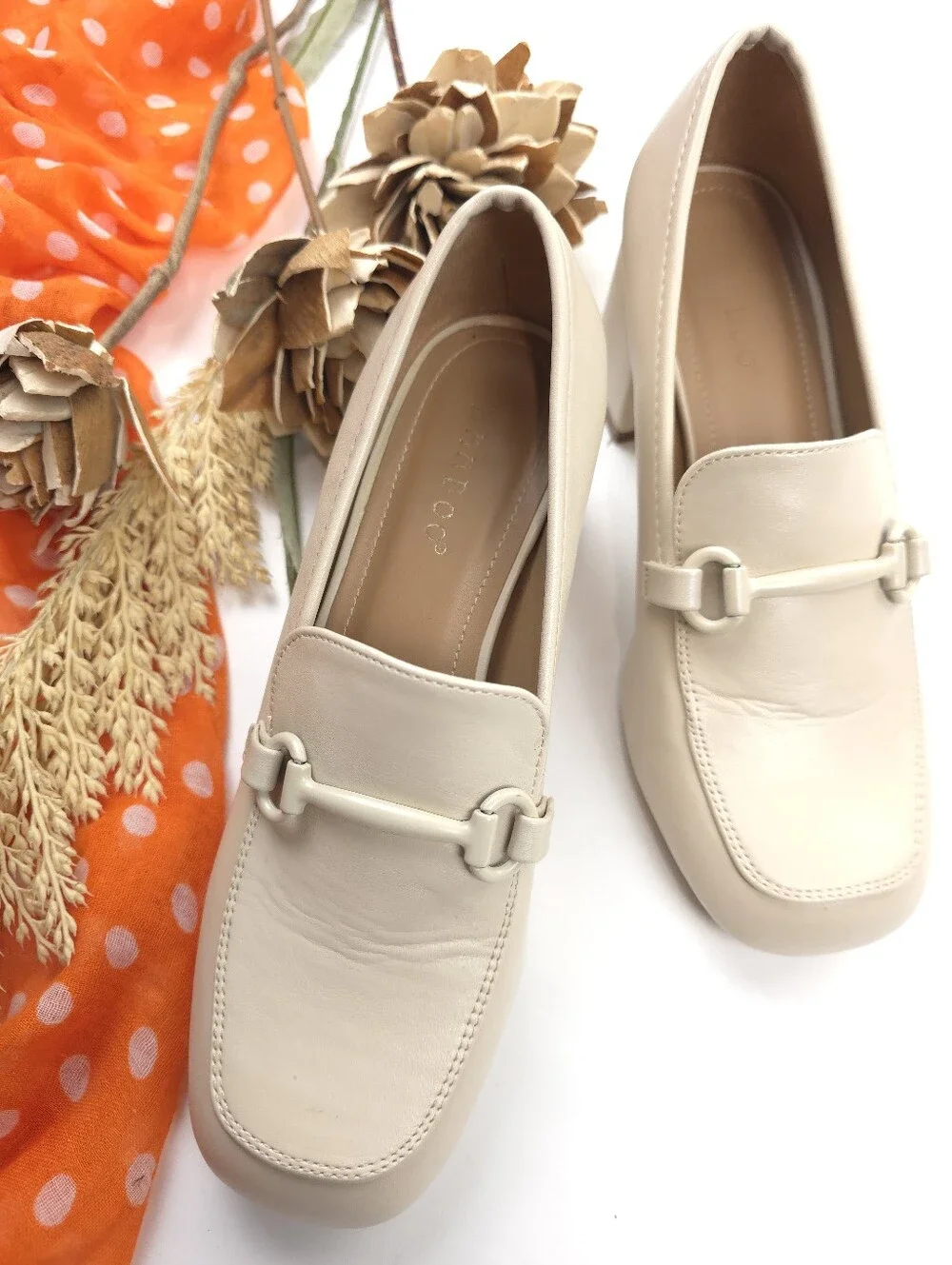 Cream Women's Leather Block Heel Loafers - Classic Chic 6½